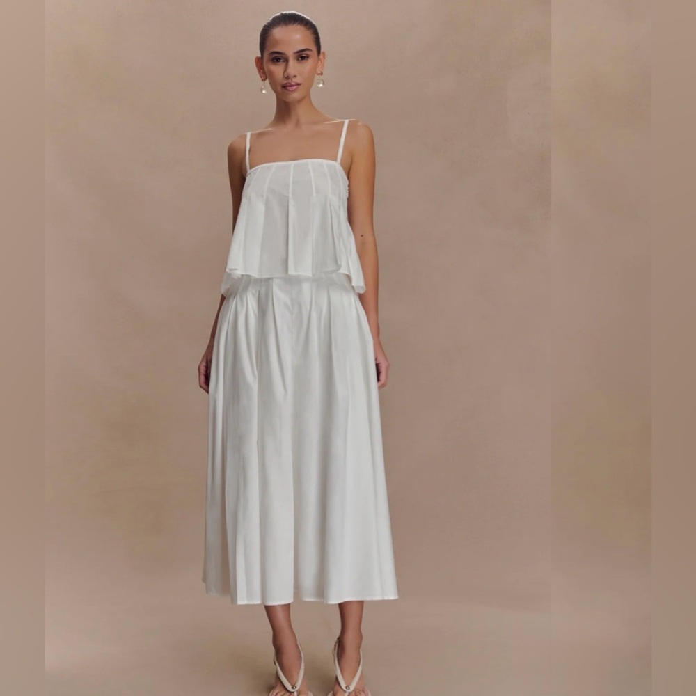 Meshki White A-Line Skirt & Top Set